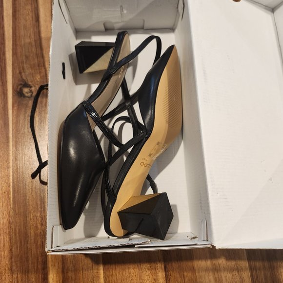 New Aldo low heels - Picture 4 of 5